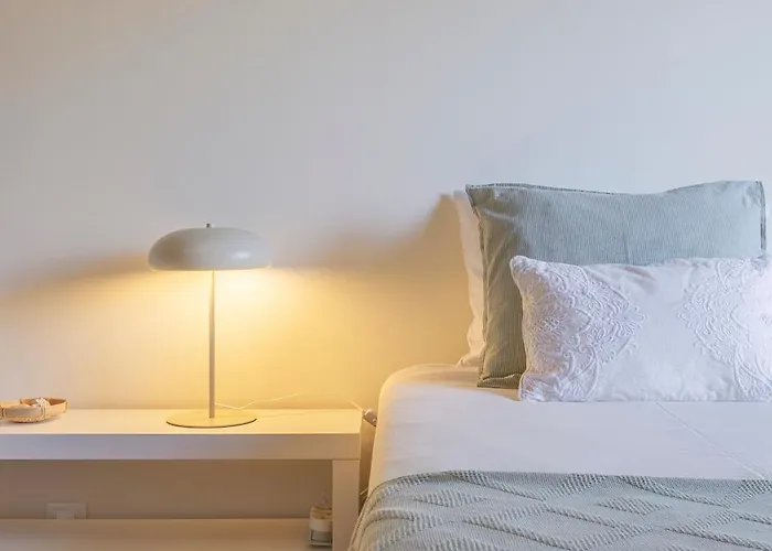 Sacadura Cabral - A 2 Min Da