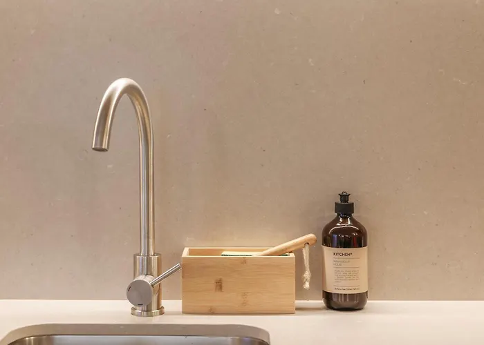 Sacadura Cabral - A 2 Min Da