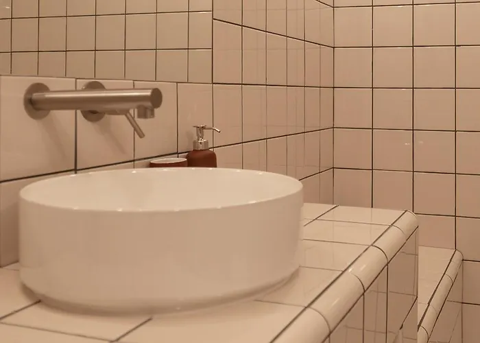 شقة Sacadura Cabral - A 2 Min Da فيلا دو كوندي